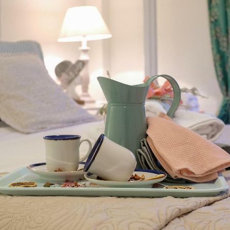Sofa & Mare Lägenhet Kanoni  Exteriör bild